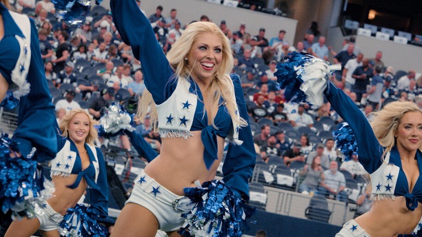 AMERICA’S SWEETHEARTS: Đội Cổ Vũ Dallas Cowboys (Phần 1)
