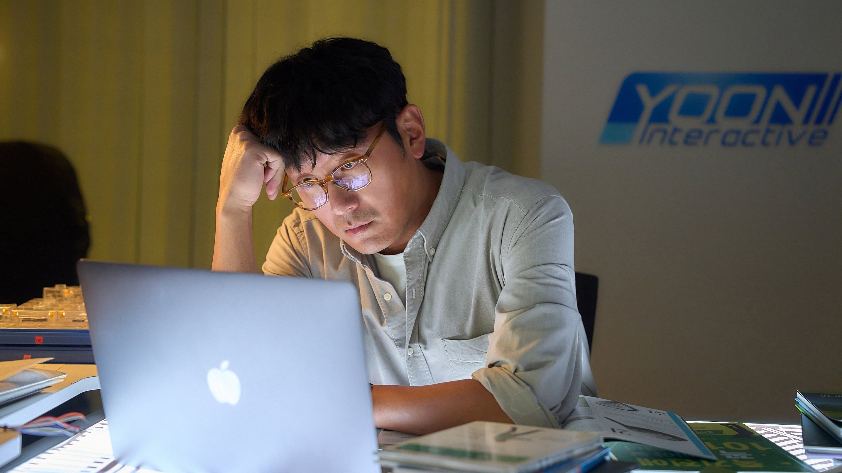 Đầu Xuôi Đuôi Đút Lót