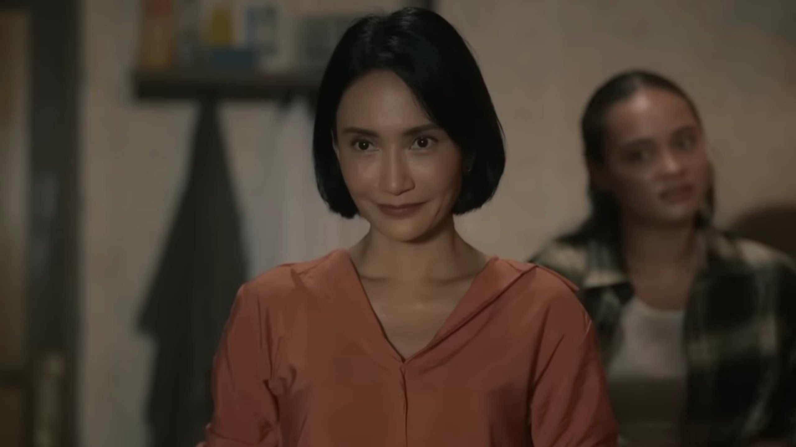 Người Mẹ Ma Quái