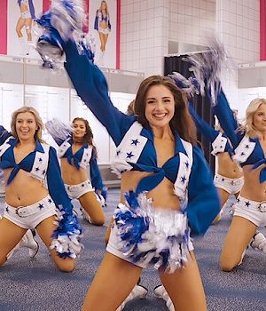 AMERICA’S SWEETHEARTS: Đội Cổ Vũ Dallas Cowboys (Phần 3)